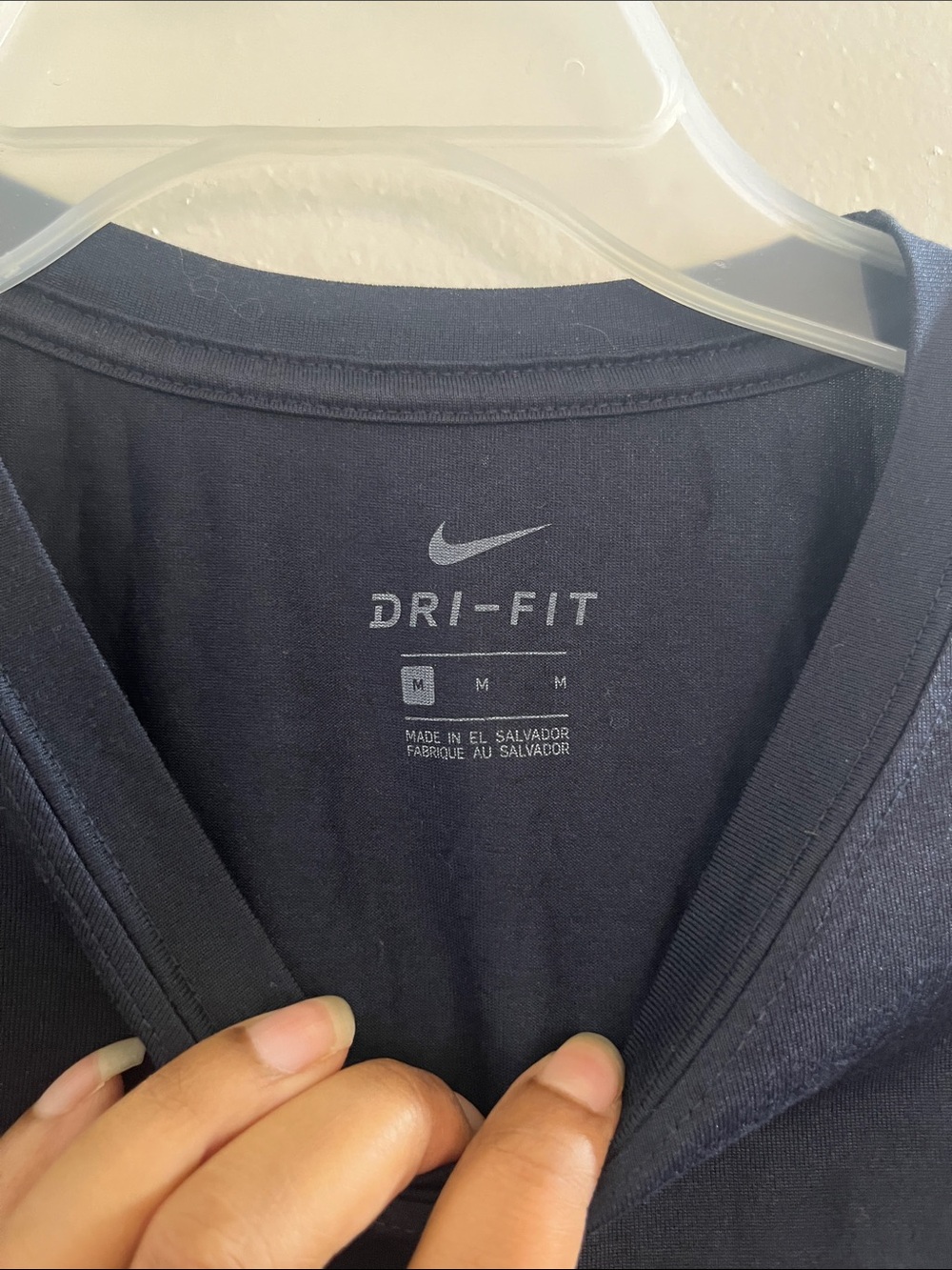 Nike Men’s Dri-FIT Short Sleeve Tee — Dark Navy with White Swoosh - Picture 4 of 6